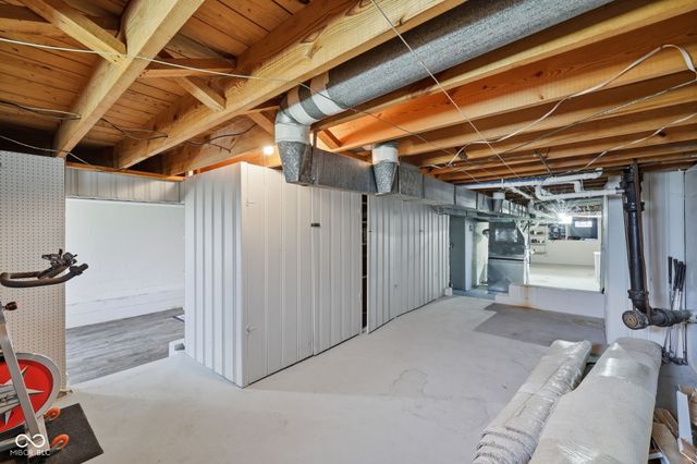 4406 Radnor Road, Indianapolis, IN 46226