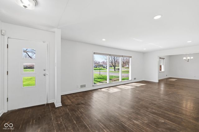 4406 Radnor Road, Indianapolis, IN 46226