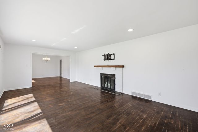 4406 Radnor Road, Indianapolis, IN 46226