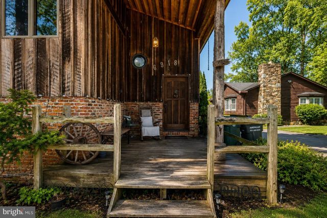 6918 CHELSEA RD, Mclean, VA 22101