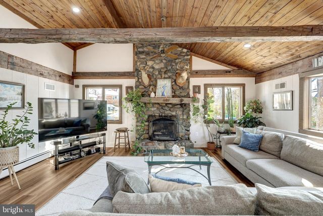 6918 CHELSEA RD, Mclean, VA 22101
