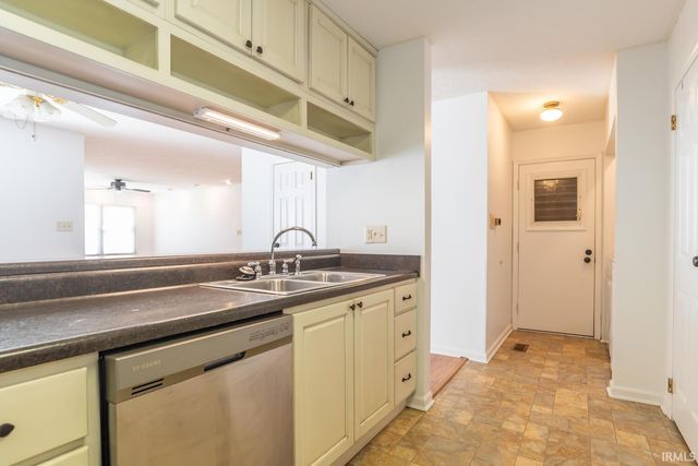 721 E Waterloo Court, Bloomington, IN 47401