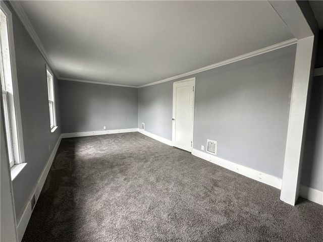 72 Charleston Avenue, Tonawanda, NY 14217