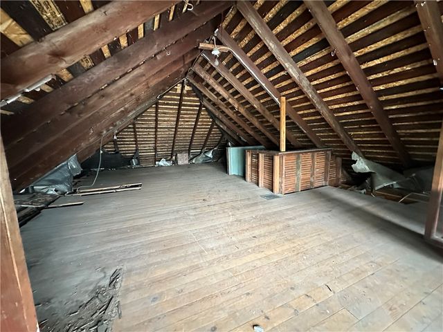 72 Charleston Avenue, Tonawanda, NY 14217