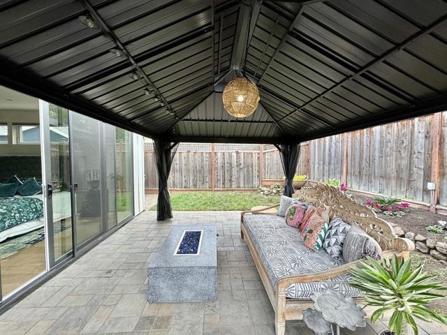 16 Hillview Avenue, Redwood City, CA 94062