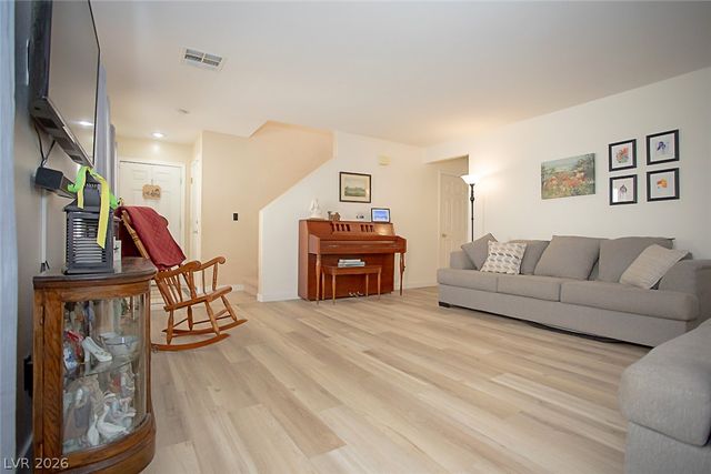 8913 Perfect Diamond Court, Las Vegas, NV 89129