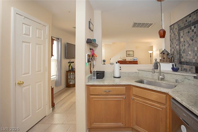 8913 Perfect Diamond Court, Las Vegas, NV 89129