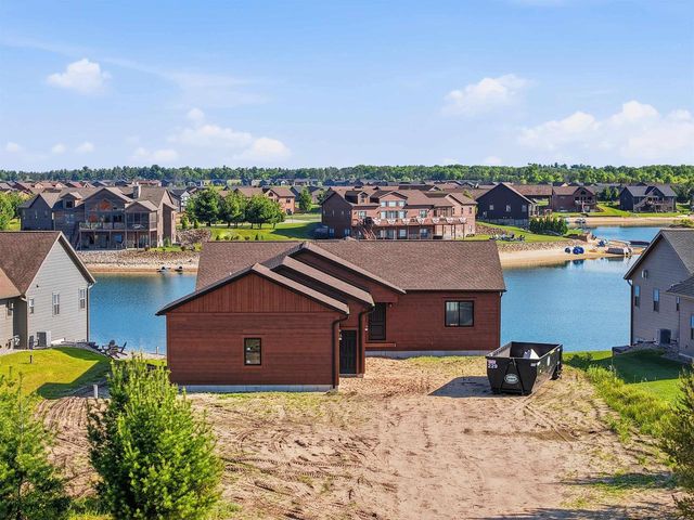 W5772 Island View Drive, New Lisbon, WI 53950
