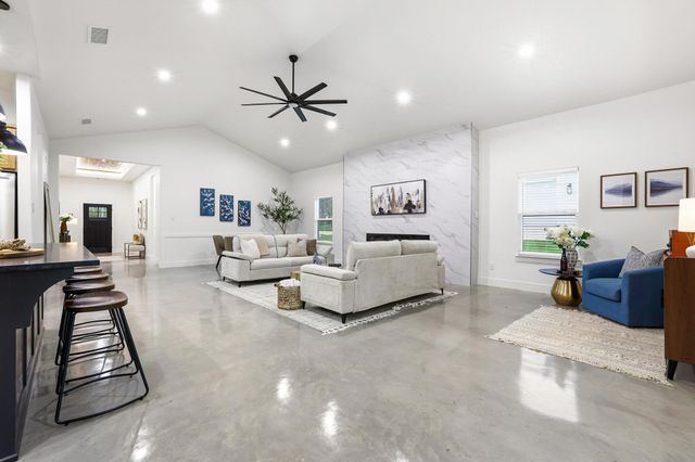 1838 S Park Avenue, Denison, TX 75020