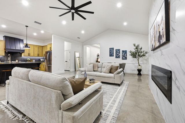 1838 S Park Avenue, Denison, TX 75020