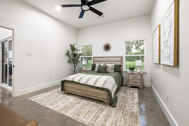 1838 S Park Avenue, Denison, TX 75020