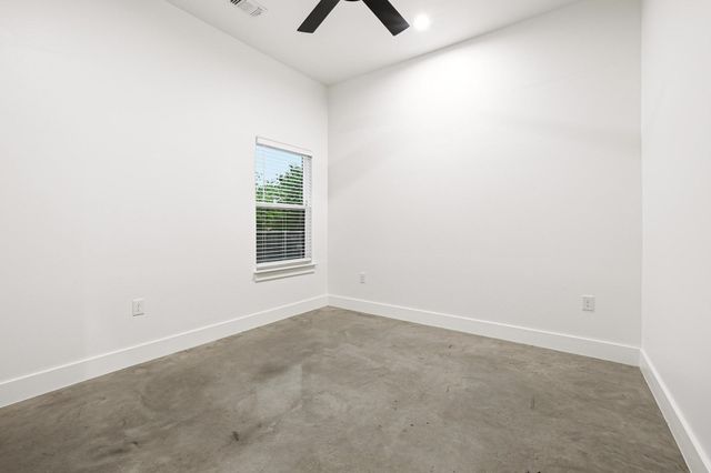 1838 S Park Avenue, Denison, TX 75020