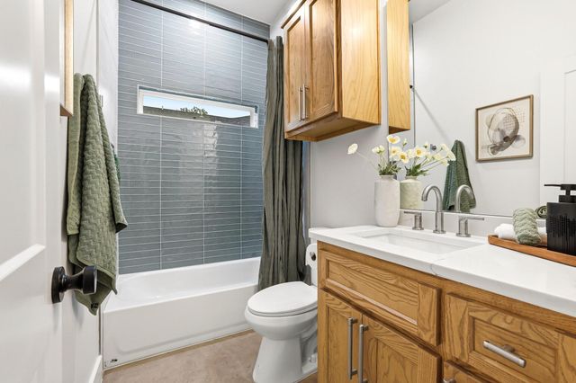 1838 S Park Avenue, Denison, TX 75020