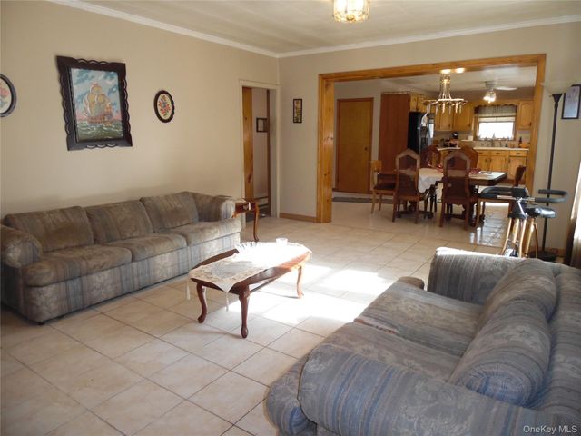 176 Post Hill Road, Mountain Dale, NY 12763