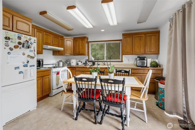 41019 Dean Kreger Road E, Eatonville, WA 98328