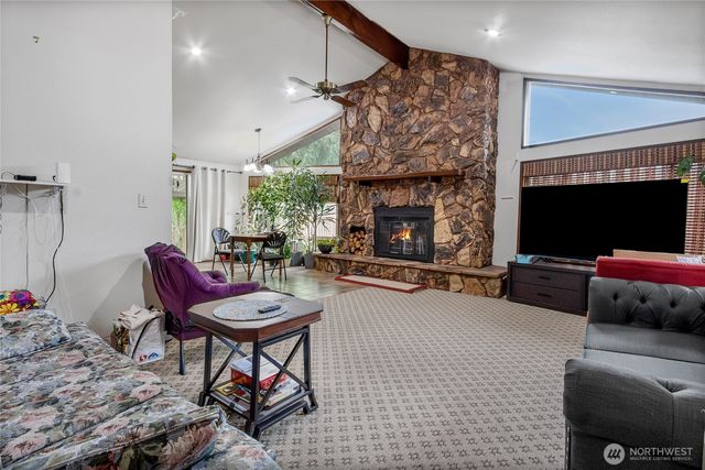 41019 Dean Kreger Road E, Eatonville, WA 98328