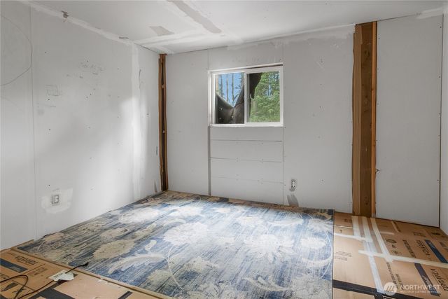 41019 Dean Kreger Road E, Eatonville, WA 98328