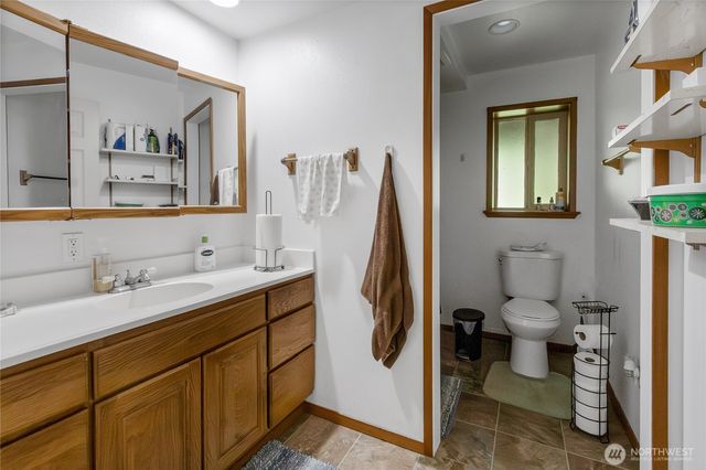 41019 Dean Kreger Road E, Eatonville, WA 98328