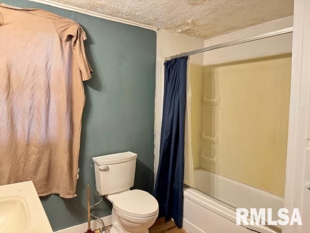 635 8TH Avenue South, Clinton, IA 52732