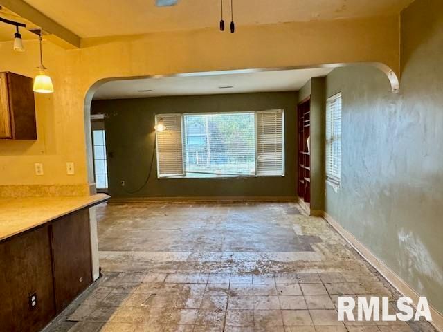 635 8TH Avenue South, Clinton, IA 52732