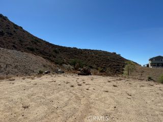 10858 Pellona Road, Agua Dulce, CA 91350