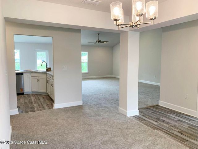 820 De Groodt Road SW, Palm Bay, FL 32908
