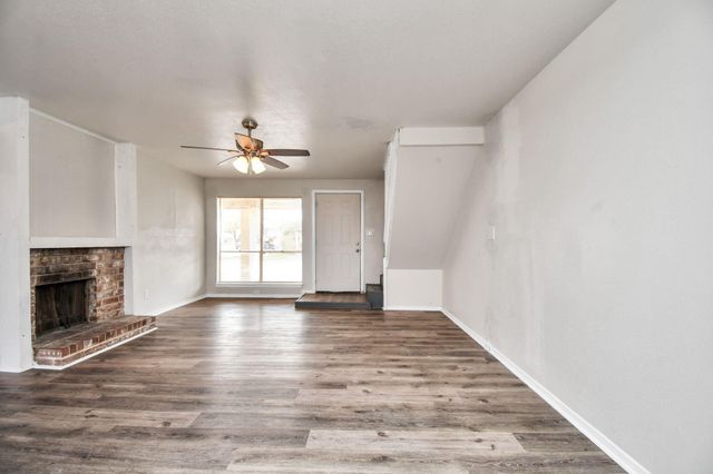 7818 Black Fin Lane, Houston, TX 77072