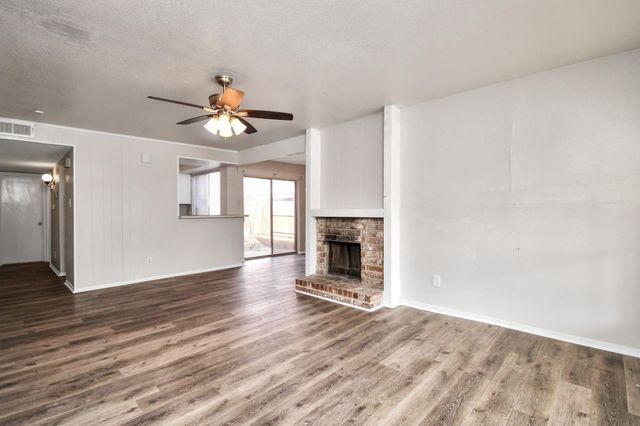 7818 Black Fin Lane, Houston, TX 77072