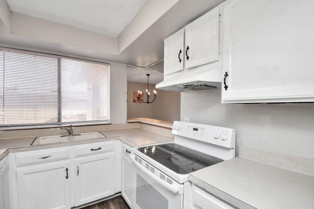 7818 Black Fin Lane, Houston, TX 77072