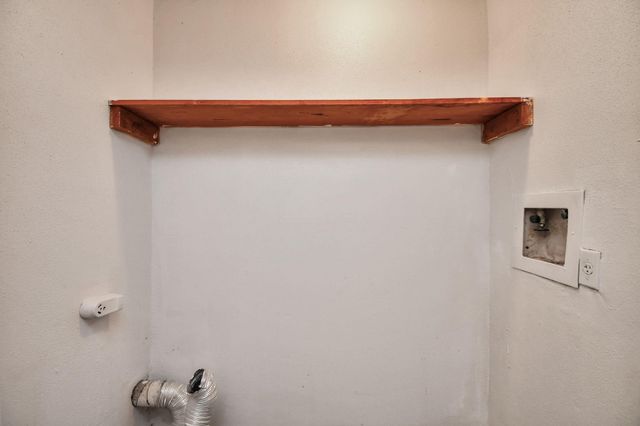 7818 Black Fin Lane, Houston, TX 77072