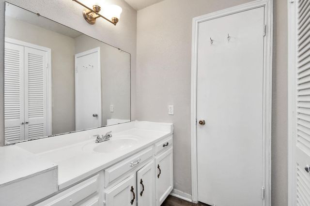 7818 Black Fin Lane, Houston, TX 77072