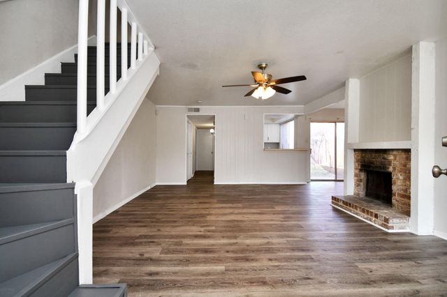 7818 Black Fin Lane, Houston, TX 77072