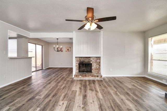 7818 Black Fin Lane, Houston, TX 77072