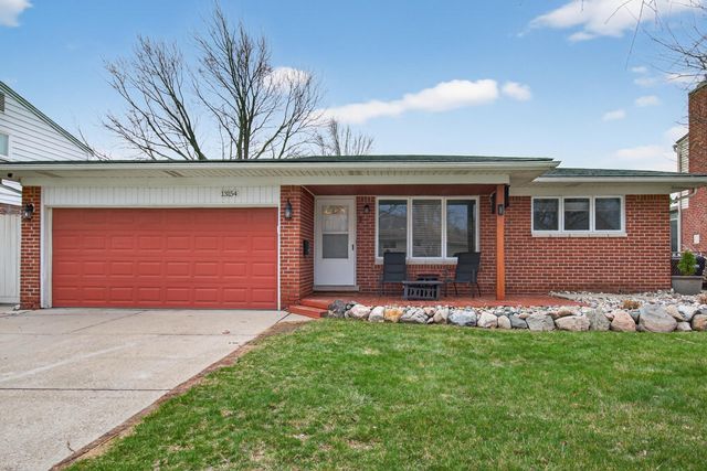 13154 Leech Drive, Sterling Heights, MI 48312