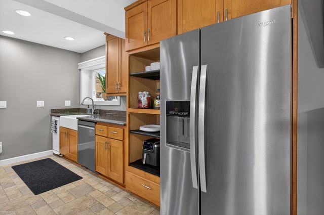 13154 Leech Drive, Sterling Heights, MI 48312