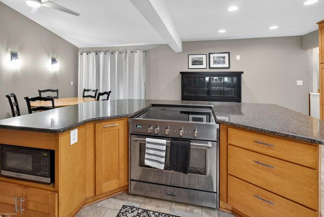 13154 Leech Drive, Sterling Heights, MI 48312