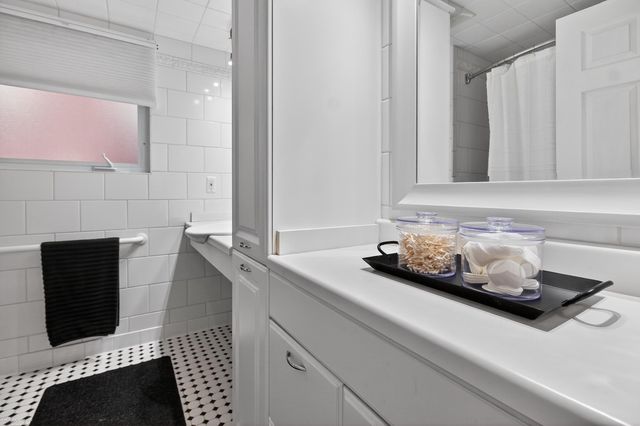 13154 Leech Drive, Sterling Heights, MI 48312