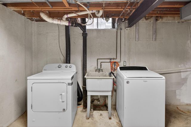 13154 Leech Drive, Sterling Heights, MI 48312