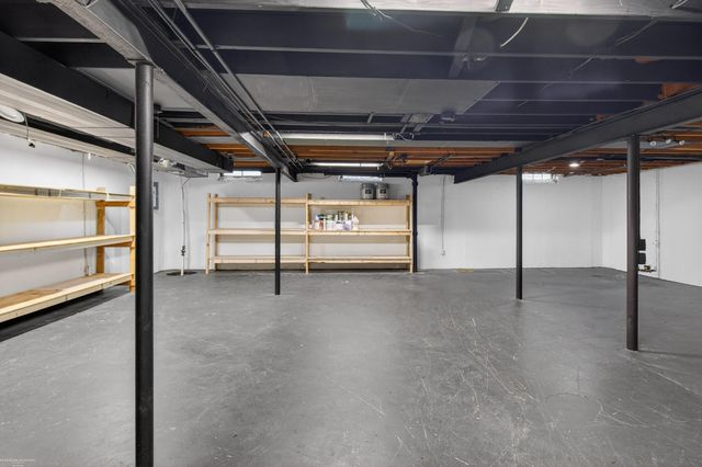 13154 Leech Drive, Sterling Heights, MI 48312