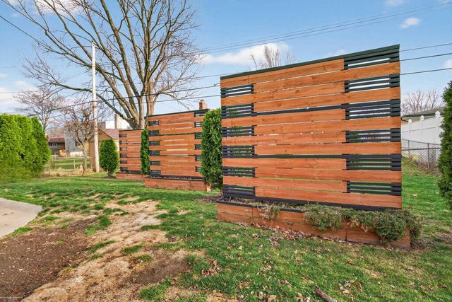 13154 Leech Drive, Sterling Heights, MI 48312