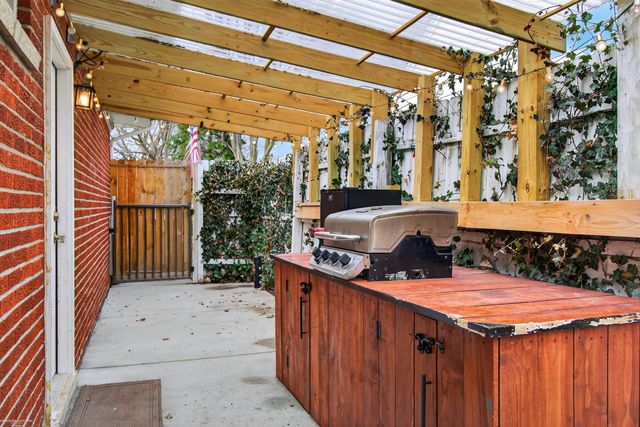 13154 Leech Drive, Sterling Heights, MI 48312