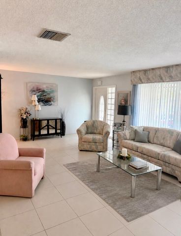 4927 NW 47th Terrace, Tamarac, FL 33319