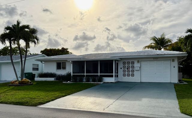 4927 NW 47th Terrace, Tamarac, FL 33319