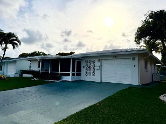 4927 NW 47th Terrace, Tamarac, FL 33319