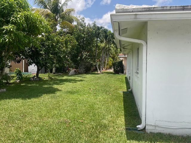 4927 NW 47th Terrace, Tamarac, FL 33319