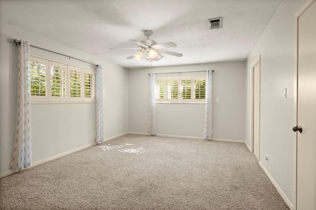 108 Hereford Drive, Conroe, TX 77304