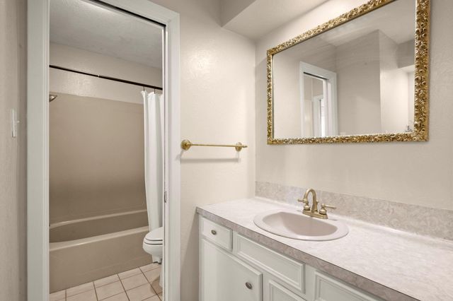 108 Hereford Drive, Conroe, TX 77304