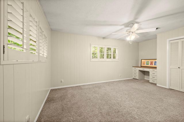 108 Hereford Drive, Conroe, TX 77304