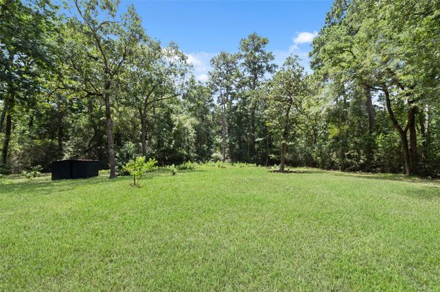 108 Hereford Drive, Conroe, TX 77304