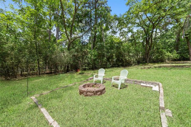 108 Hereford Drive, Conroe, TX 77304